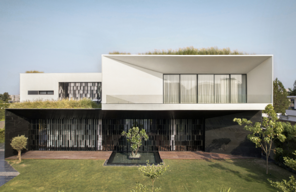 Villa minimalis dengan desain kontemporer